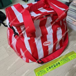 차박용품. 캠핑용품. 보온 보냉 쿨러백. 빅토리녹스 멀티툴. 낚시 조끼. 우비. 캠핑 물통. 차햇빛가림막 . 양념통 도마 컵세트
