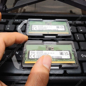 sk하이닉스 램 8gb 5600mhz 노트북용 램 - 2개 개당 12,000원