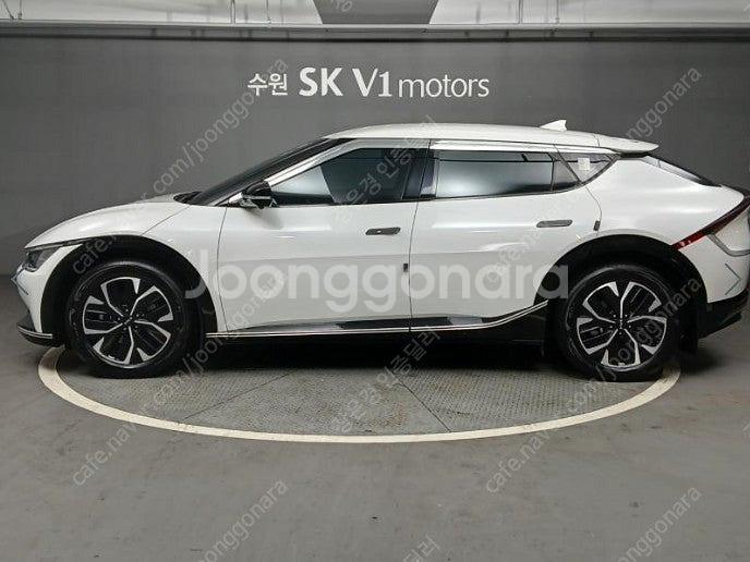 ★특가★ 2410만원 2022년식 161,883Km 기아 EV6 스탠다드 2WD 어스--2