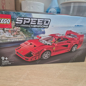 레고 76934 페라리 F40 판매합니다