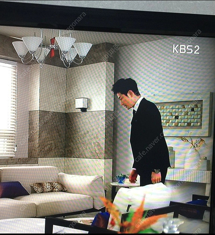 벽걸이장식품 액자 중아트갤러리 53인치--3