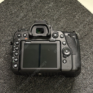 니콘 D780 박스셋 팝니다.