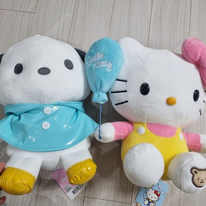 산리오 중형인형 디즈니인형 키티인형 짱구