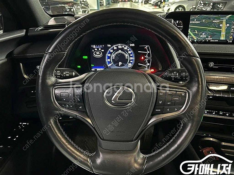 [렉서스]UX 250h 2.0 AWD 중고차중고차매입전...--7