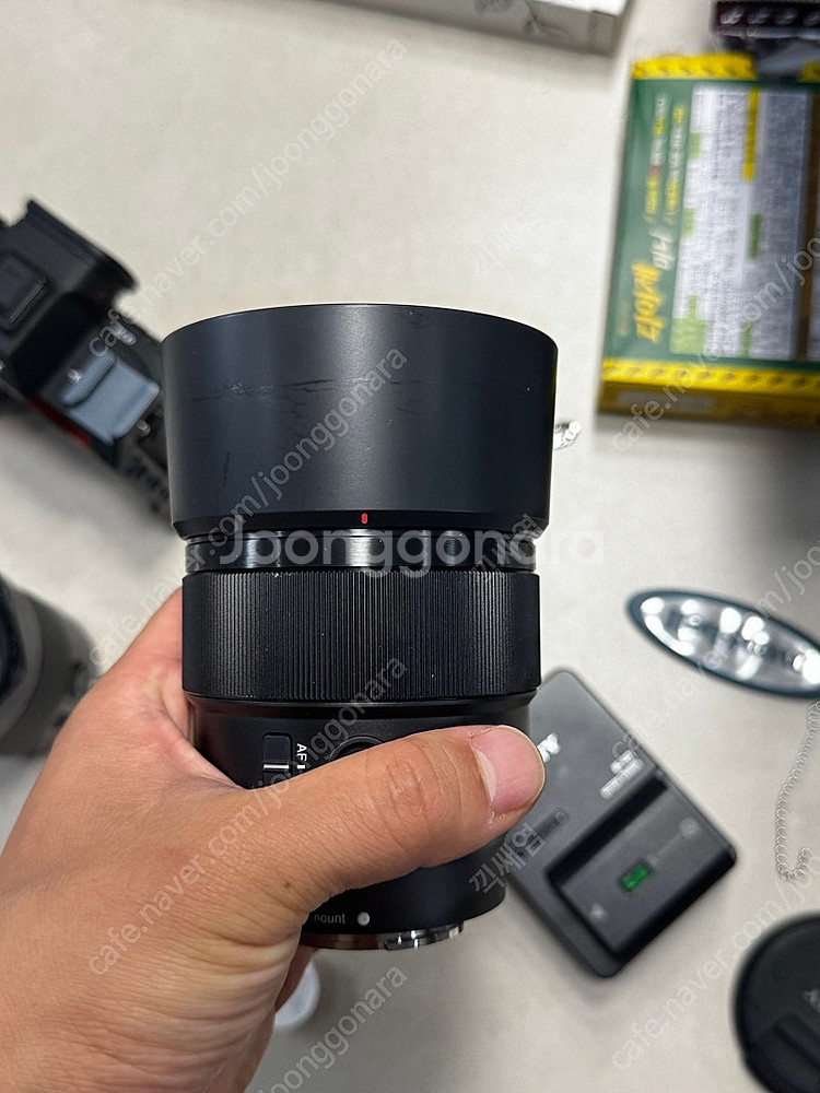 소니 85mm 1.8 팝니다--0