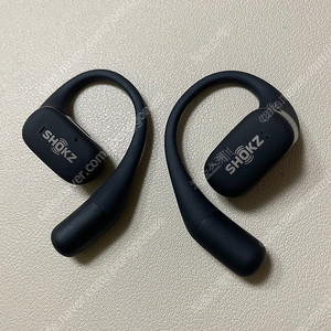샥즈 오픈핏 T910 판매합니다.