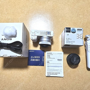 소니 ZV-E10 M2, 소니 20mm f2.8렌즈, 소니 삼각대 판매 합니다