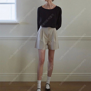 얀13 클래식 핀턱 쇼츠 차콜 반바지 숏팬츠