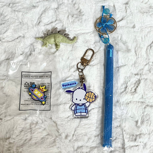 수공예 책표지 패션 액세서리 지비츠 일괄로 판매합니다!