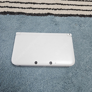 닌텐도3dsxl 화이트 기기 팝니다