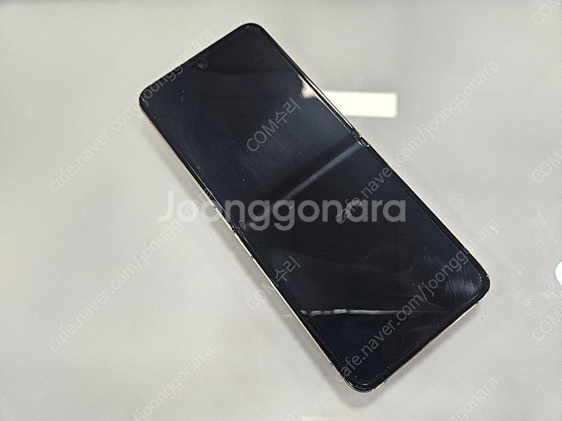 갤럭시 플립4 256GB 핑크 색상 팝니다.--2