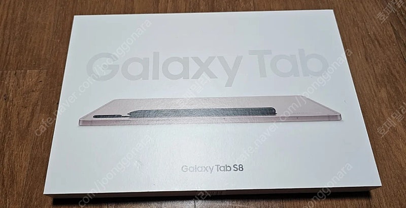 갤럭시탭S8 SM-X700 wifi 128G 모델입니다.