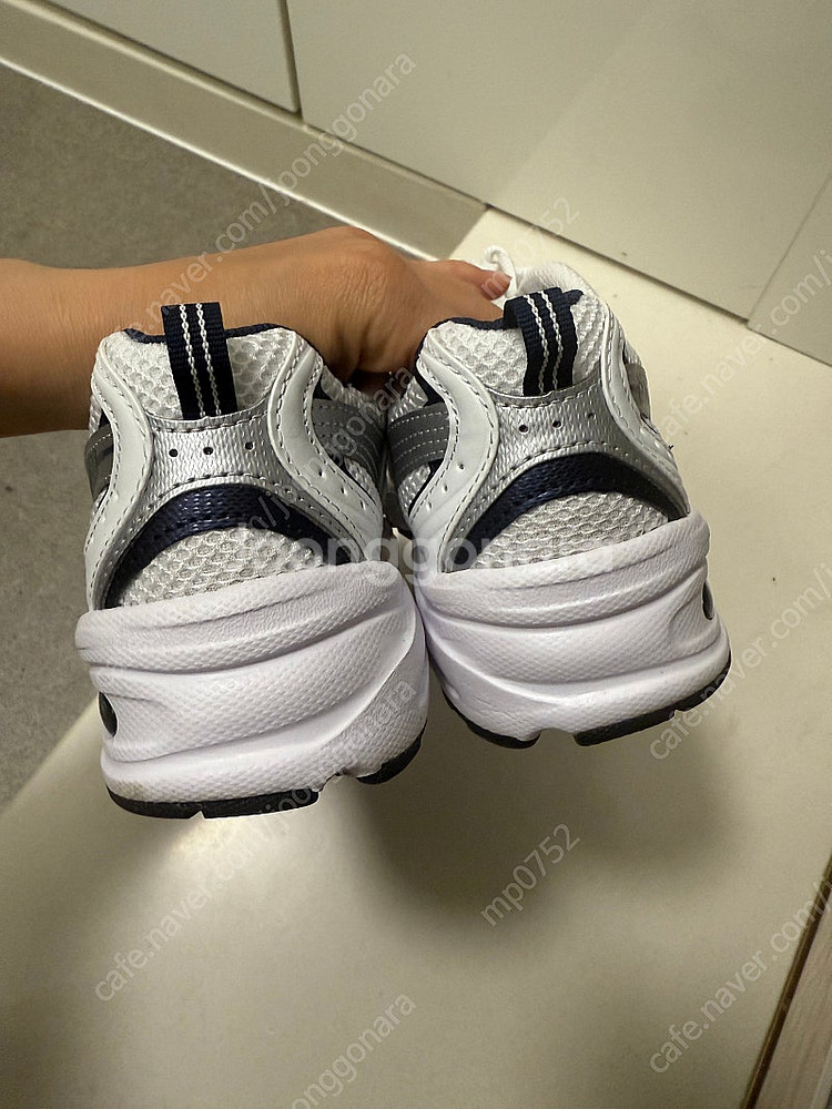 뉴발란스 530 (MR530SG (WHITE) / 230--4