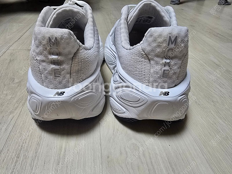 뉴발란스 270. 모어v5 싸게팜--3