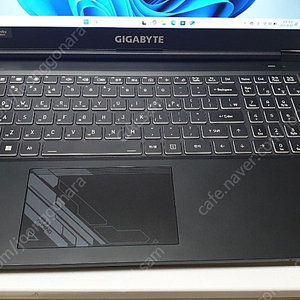 기가바이트 게이밍 노트북 i7 <SSS>13세대 64램 RTX4060 SSD1테라