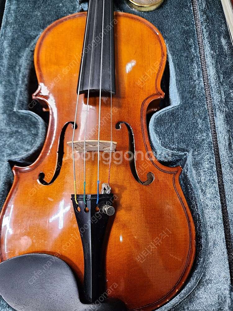 바이올린 1/4 상태깨끗함 수입줄 사각케이스 구입가 20만 사이즈별있음--6