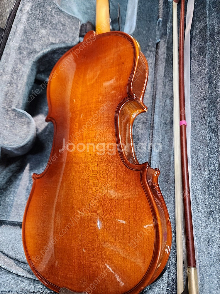 바이올린 1/4 상태깨끗함 수입줄 사각케이스 구입가 20만 사이즈별있음--7