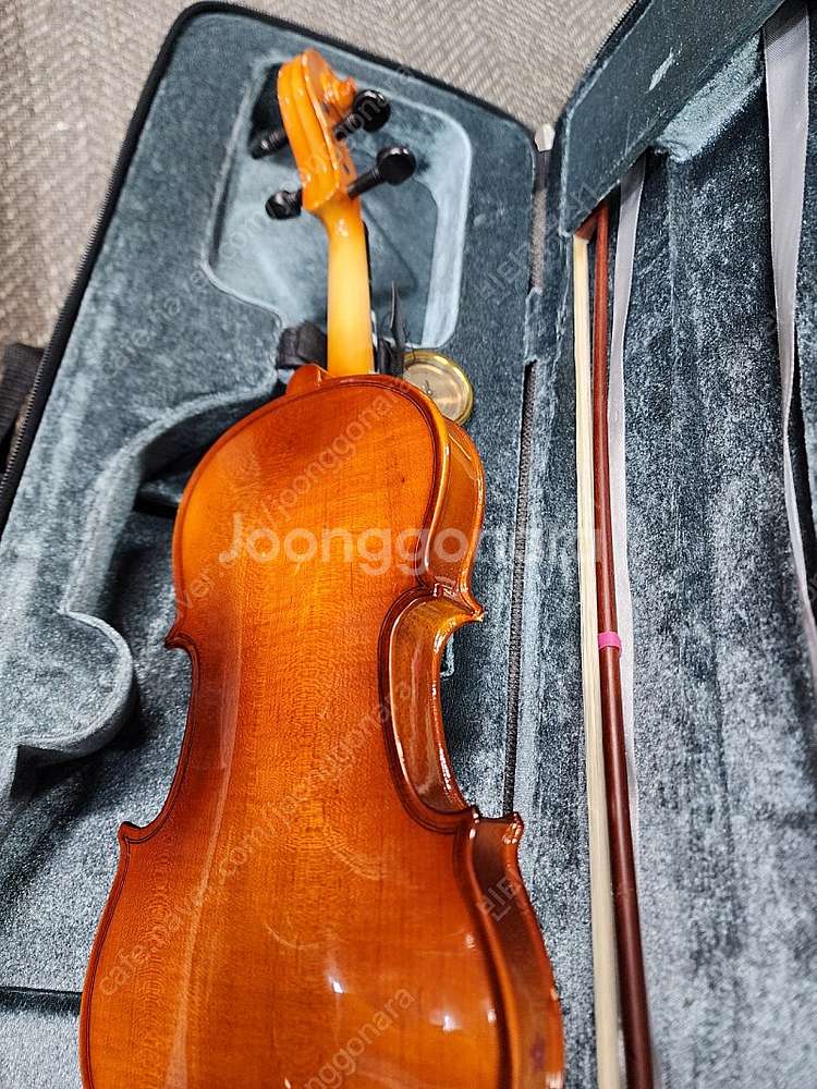 바이올린 1/4 상태깨끗함 수입줄 사각케이스 구입가 20만 사이즈별있음--8