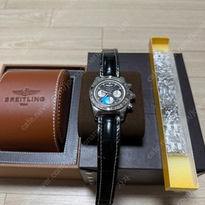 브라이틀링 크로노맷 B01 44mm