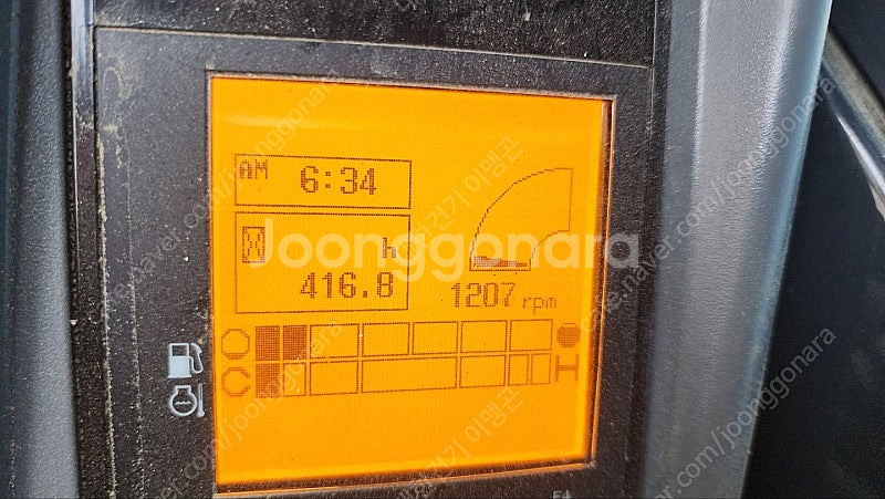 중고굴삭기 얀마 VIO35 2023년식 420시간 가동...--2