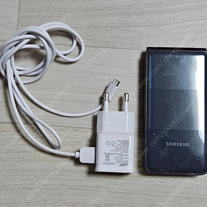갤럭시 폴더2 SM-G160N 32GB팝니다.