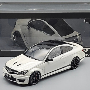1:18 스케일 벤츠 다이캐스트 모형 다수 판매합니다. (Mercedes Benz)