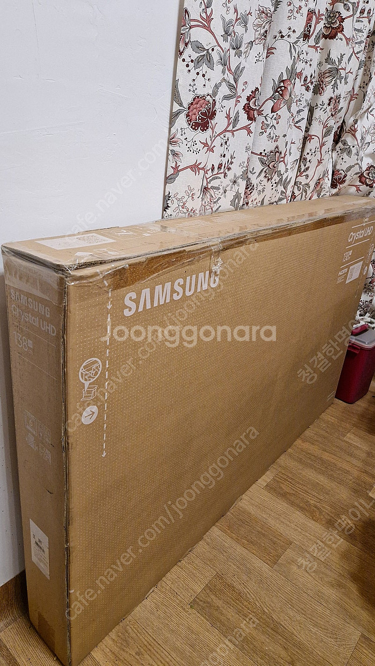 삼성 Crystal UHD 55인치 새상품--1