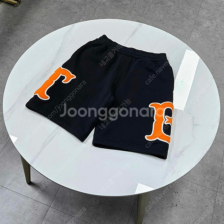 버버리 TB 로고 그래픽 반바지 XS 사이즈--0