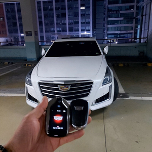 [판매] 캐딜락 CT5, CT6, XT5, XT6, 에스컬레이드 차량키 기존 키를 근접도어포함 최신형 디지털 터치 스마트키로 전환 개조