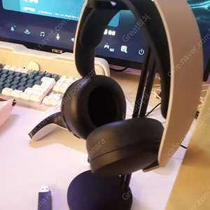 ps5 펄스 3d 헤드셋(거의 새제품) + 거치대(3D 프린트)