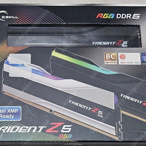 지스킬(G.SKILL) DDR5-6000 cl30 trident z5 rgb j 패키지 64gb 판매합니다.