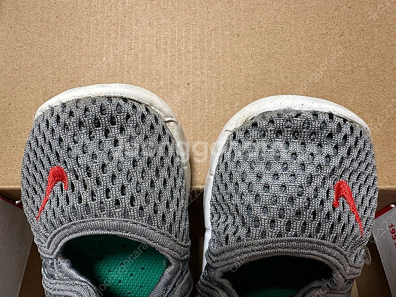 나이키 에어리프트 그레이 130 7c--5