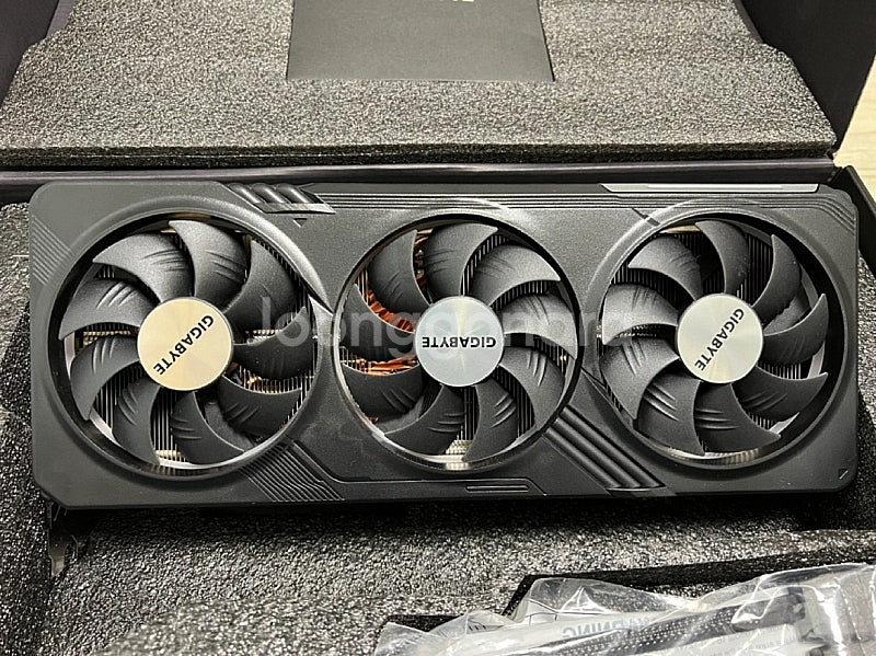 기가바이트 rtx 4070 super Gaming OC...--2