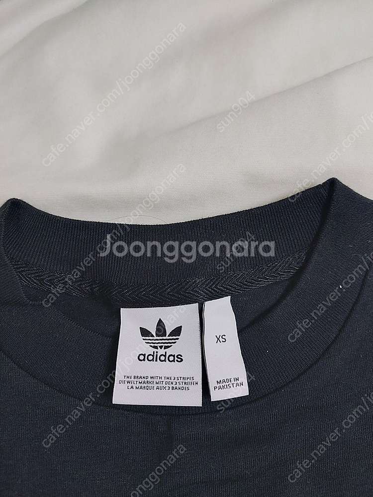 여성 아디다스탱크탑민소매티셔츠XS사이즈 한벌34000--2