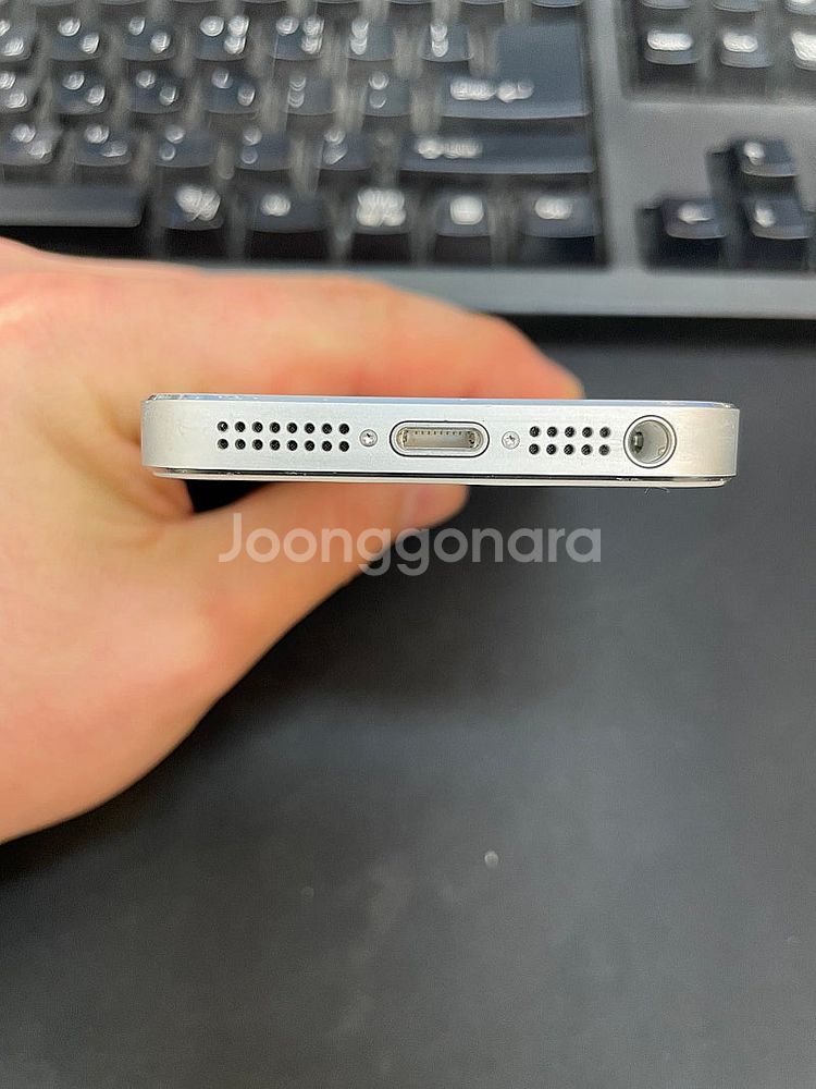 아이폰5S 실버 16GB 배터리100% 상태좋은 중고1...--5