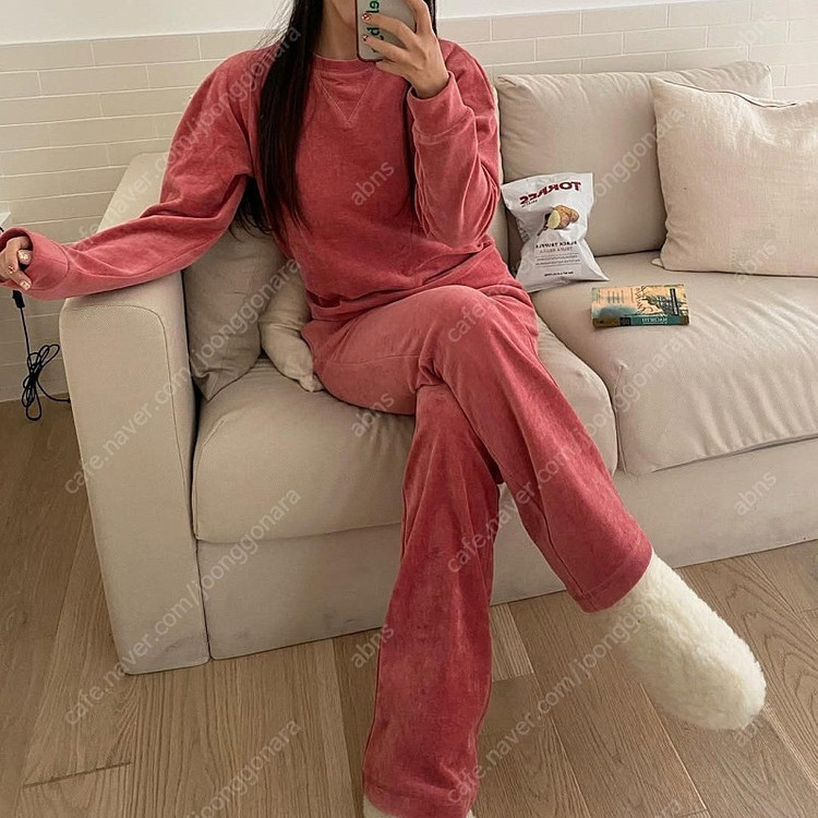 비아드젠 cozy daily soft velour set-up 핑크 M사이즈 벨루아 셋업 트레이닝 셋업 판매합니다 이미지