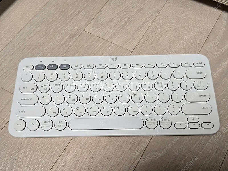 로지텍 K380 키보드 화이트 팝니다.--0