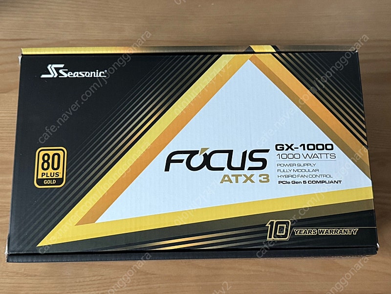 시소닉 NEW FOCUS V4 GX-1000 GOLD 풀모듈러 ATX3.1 화이트
