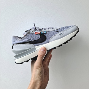 (270)나이키 와플 원 프리미엄 운동화 DC8890-500
