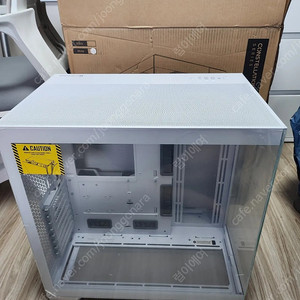 Antec C8 MESH (화이트) 케이스판매합니다
