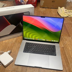 모델: 맥북프로 16인치 M1pro 팝니다