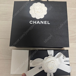 샤넬 클래식 캐비어 똑딱이 카드지갑 금장