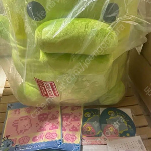 다마고치 쿠지, 산리오, 마메치, 구치파치, 미미치, 플라워치, 이치고치, 메메치 굿즈 및 인형 팝니다.