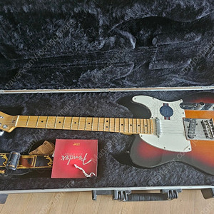 2012년식 펜더 아메리칸 스탠다드 텔레캐스터 (Fender American Standard Telecaster) 팝니다.