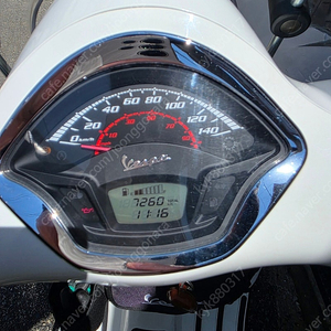 대전 베스파 GTS 125 ABS 팝니다