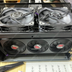 9070 xt reaper 팝니다
