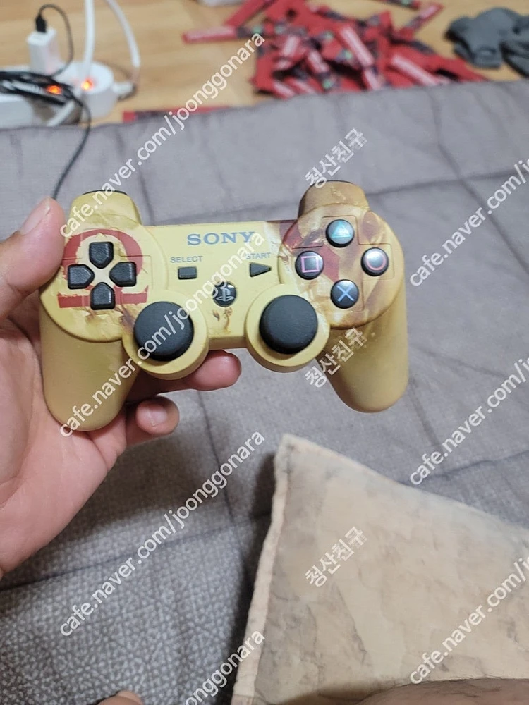 ps3 갓오브워 어센션 한정판 듀얼쇼크3 패드 급처 이미지
