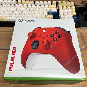 미개봉 XBOX 4세대 컨트롤러 펄스레드