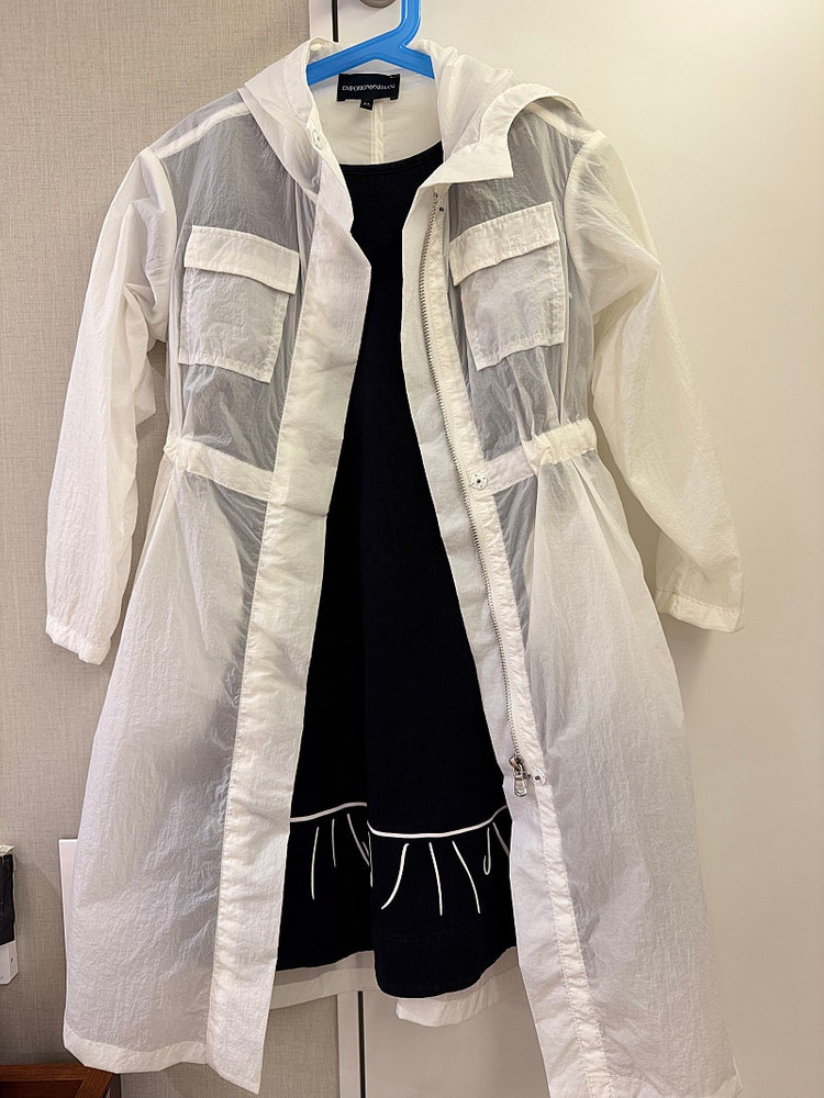 엠포리오 아르마니 키즈 바람막이 6A ( 여름 롱 바람막이)--3