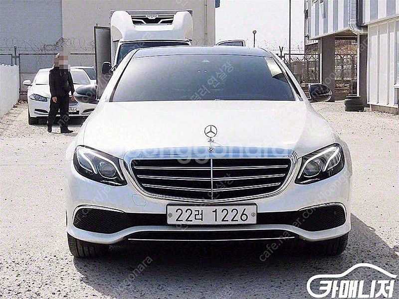 [벤츠]E-클래스 W213 E220d 익스클루시브 ★중...--0